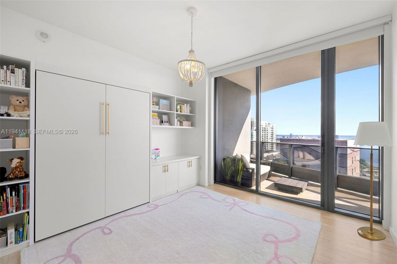 1000 Brickell Plz, Unit PH5403, Miami, FL 33131 Photo