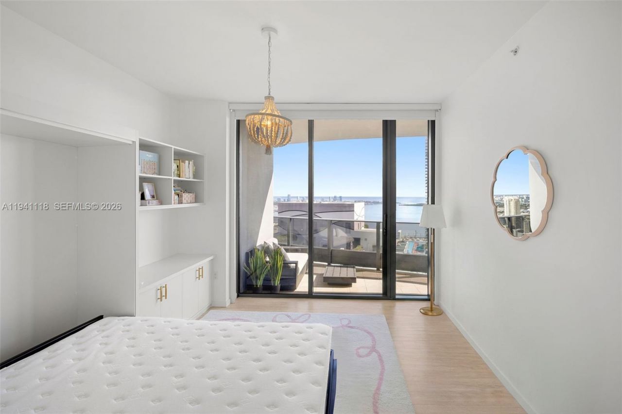 1000 Brickell Plz, Unit PH5403, Miami, FL 33131 Photo