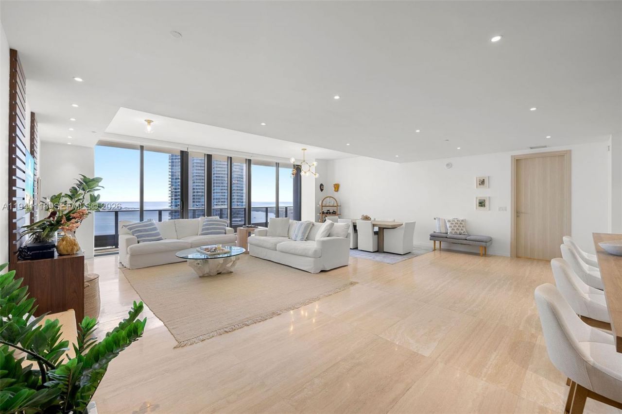 1000 Brickell Plz, Unit PH5403, Miami, FL 33131 Photo