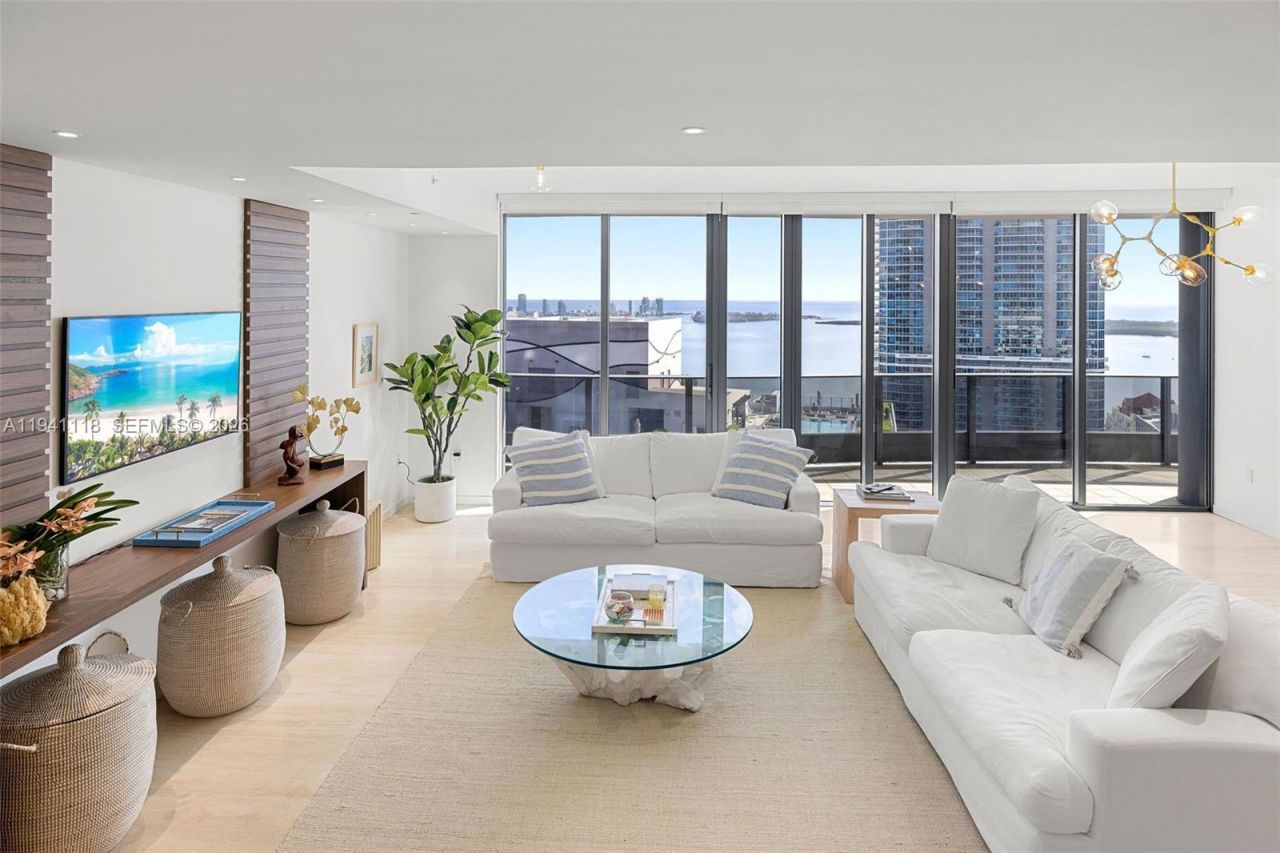 1000 Brickell Plz, Unit PH5403, Miami, FL 33131 Photo