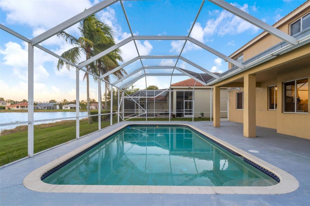 714 Heritage Dr , Weston, FL 33326 Photo