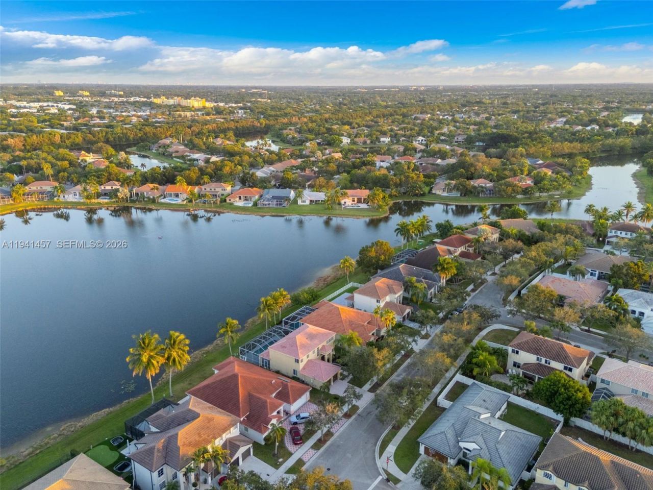 714 Heritage Dr , Weston, FL 33326 Photo