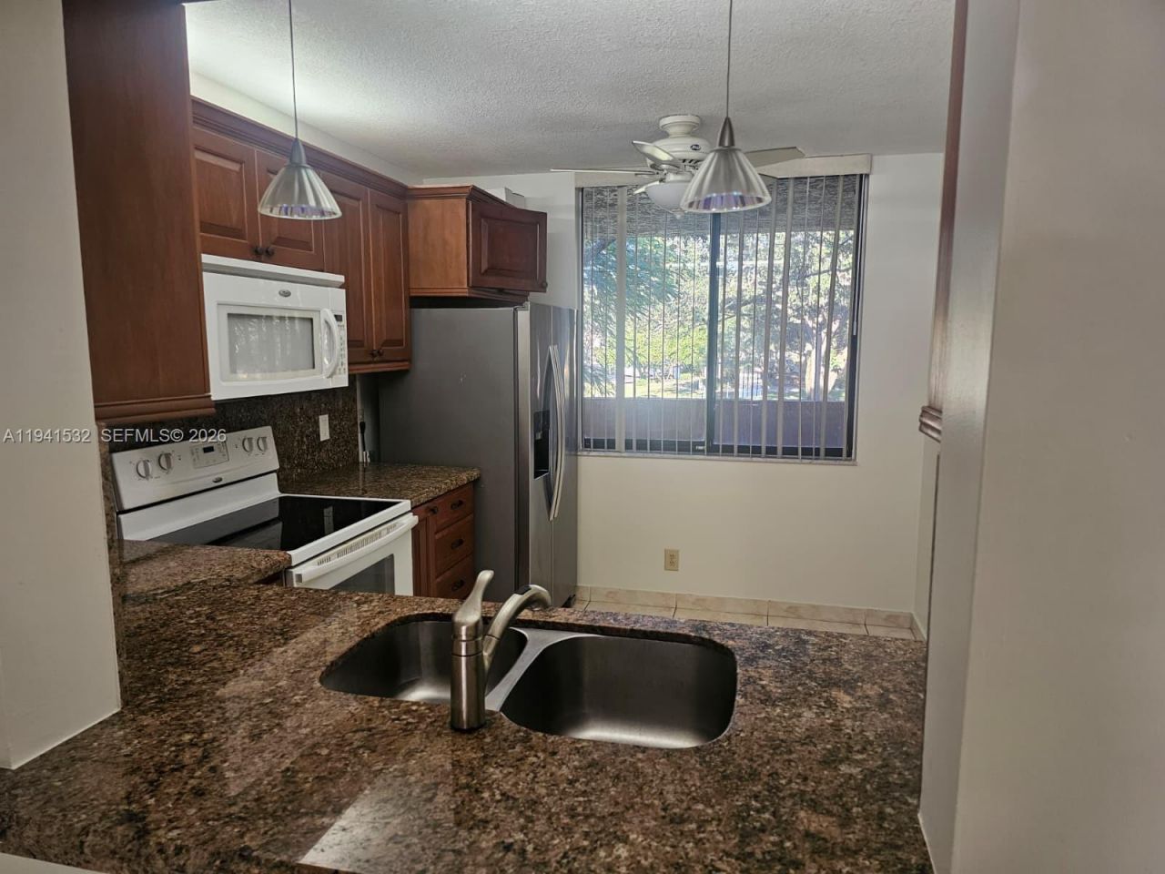 8592 W Sunrise Blvd, Unit 209, Plantation, FL 33322 Photo