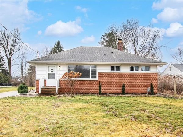 19819 Drake Road, Strongsville, OH 44149