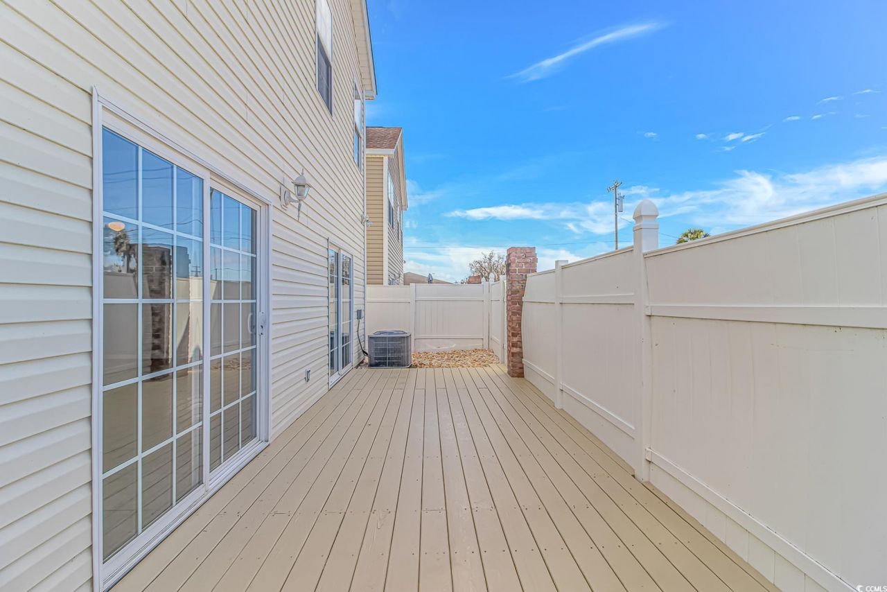 502 Lakeshore Dr. Photo 21