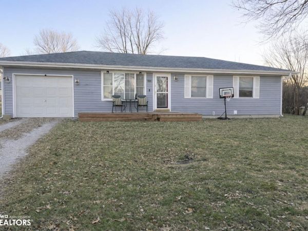 106 Kilbourn Avenue, Denmark, IA 52624