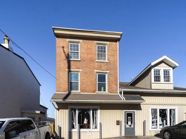 321 W GAY STREET, WEST CHESTER, PA 19380