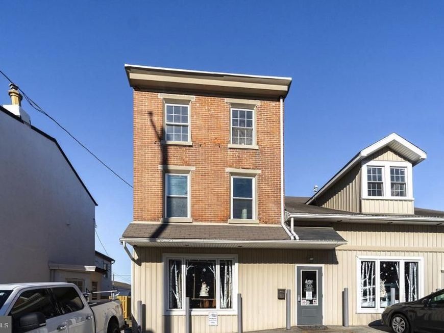 321 W Gay Street, West Chester, PA 19380 Main Photo