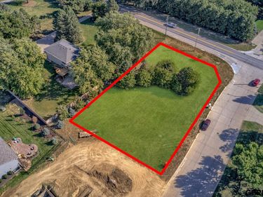 16816 Ontario Street, Omaha, NE 68130