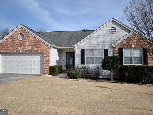 718 Bartow Drive, Dacula, GA 30019