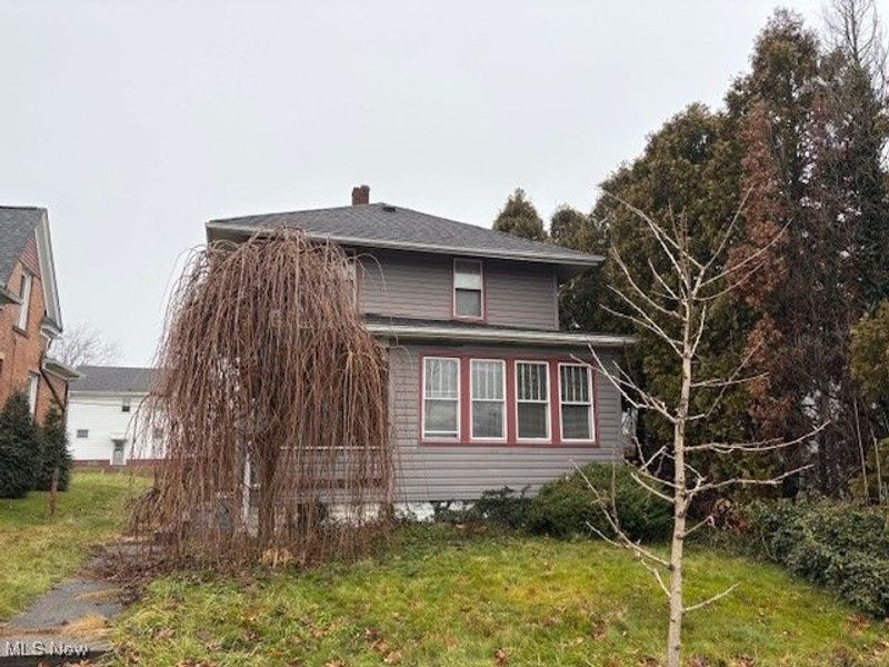 345 Wabash Avenue S, Brewster, OH 44613 Photo 1