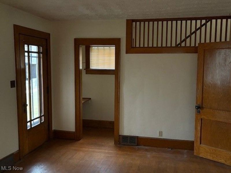 345 Wabash Avenue S, Brewster, OH 44613 Photo 5