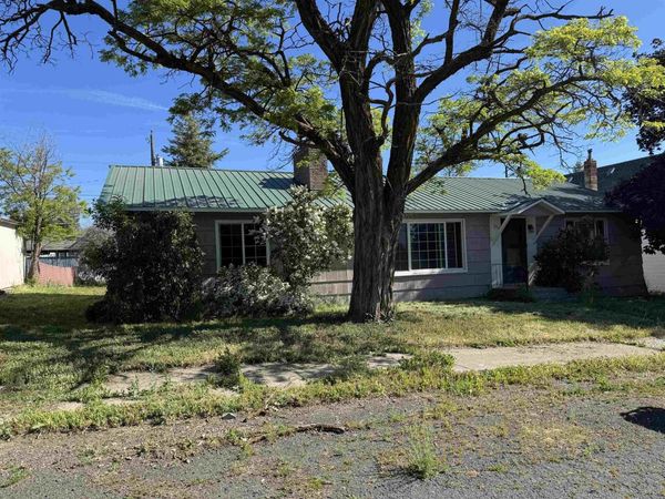 314 Marshall St, Davenport, WA 99122