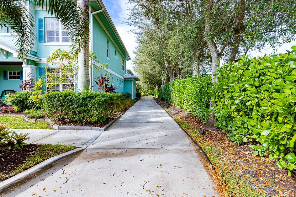 1670 SW Prosperity Way, Palm City, FL 34990 Photo