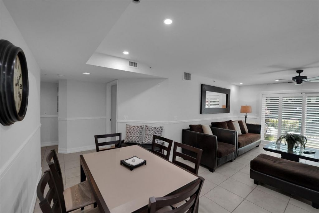 2125 SE 10 Avenue, Unit 1011, Fort Lauderdale, FL 33316 Photo