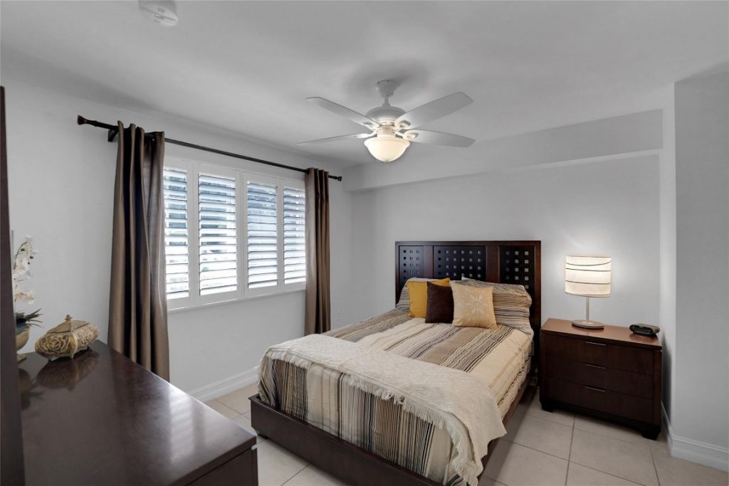 2125 SE 10 Avenue, Unit 1011, Fort Lauderdale, FL 33316 Photo