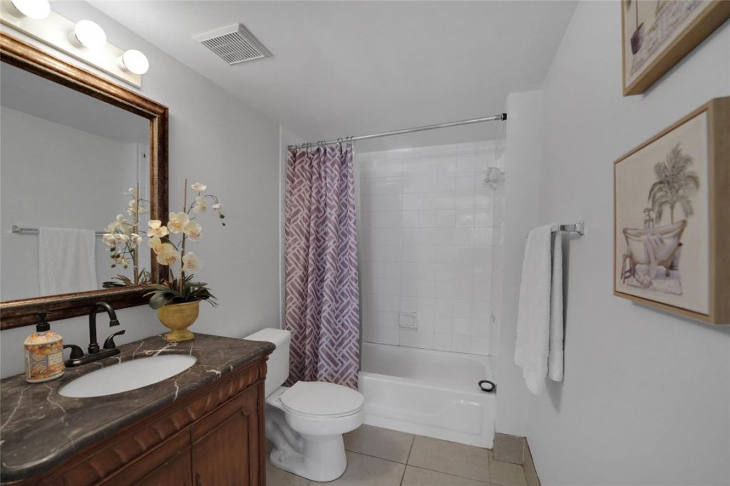 2125 SE 10 Avenue, Unit 1011, Fort Lauderdale, FL 33316 Photo