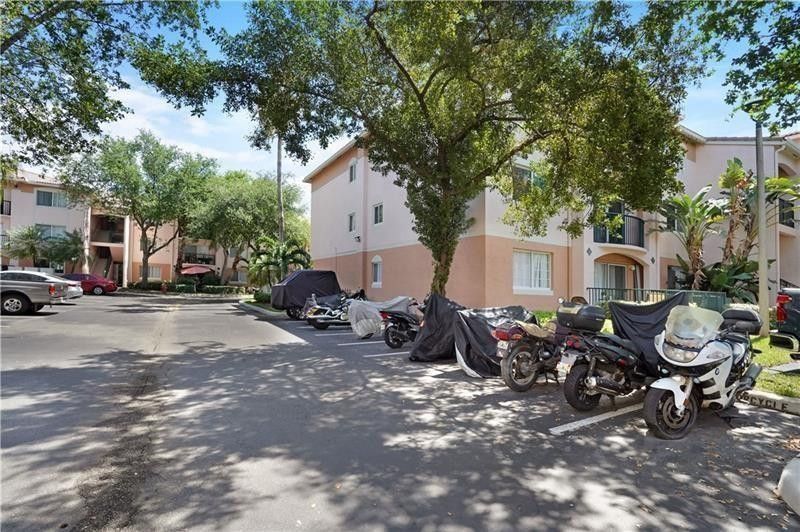 2125 SE 10 Avenue, Unit 1011, Fort Lauderdale, FL 33316 Photo