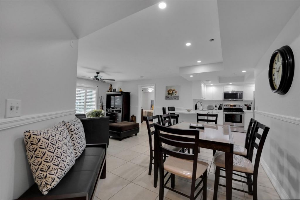 2125 SE 10 Avenue, Unit 1011, Fort Lauderdale, FL 33316 Photo