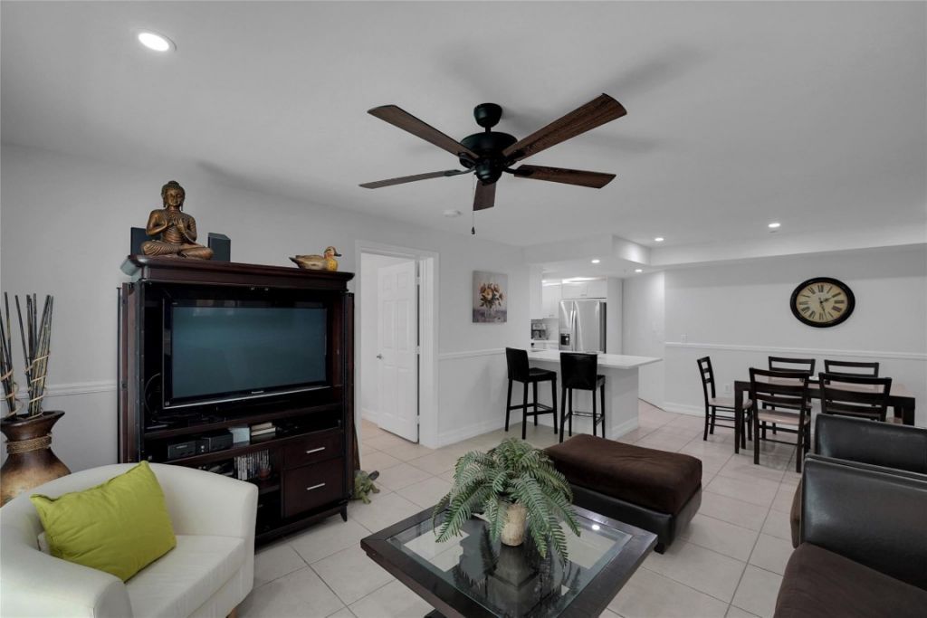 2125 SE 10 Avenue, Unit 1011, Fort Lauderdale, FL 33316 Photo