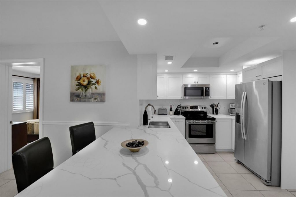 2125 SE 10 Avenue, Unit 1011, Fort Lauderdale, FL 33316 Photo