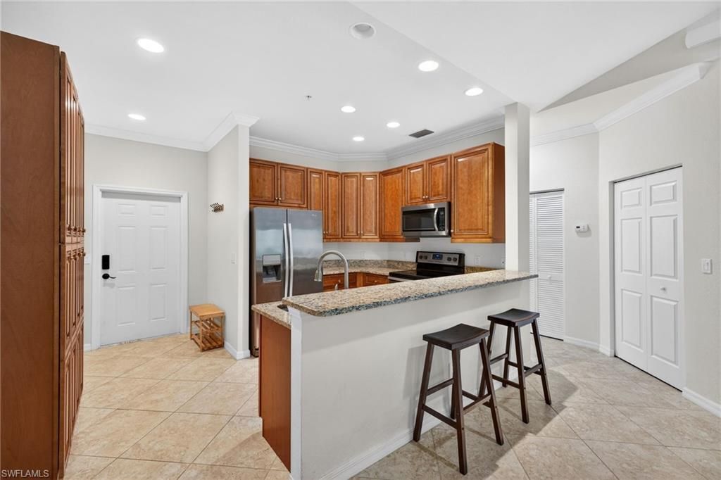 1095 Winding Pines Cir, Unit 201, Cape Coral, FL 33909 Photo