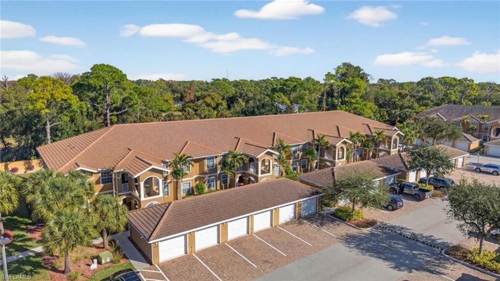 1095 Winding Pines Cir, Unit 201, Cape Coral, FL 33909 Photo