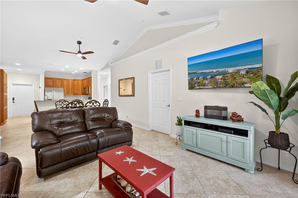 1095 Winding Pines Cir, Unit 201, Cape Coral, FL 33909 Photo