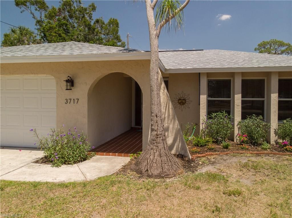 3717 Hanover St, Fort Myers, FL 33901 Photo