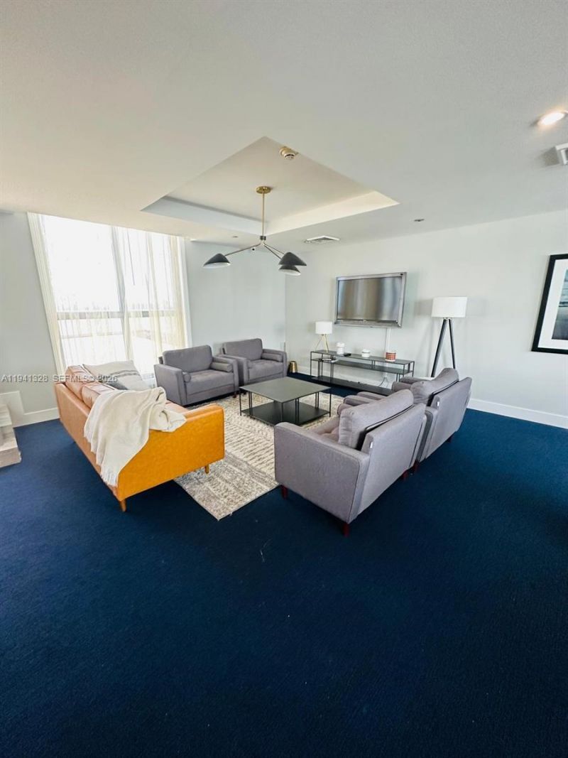 140 S Dixie Hwy , Unit 707, Hollywood, FL 33020 Photo