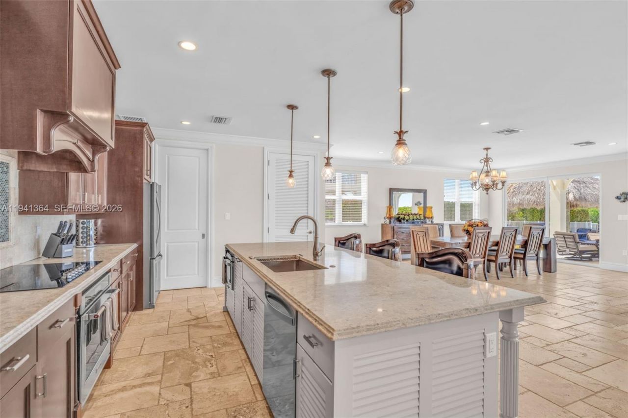 2394 Coco Plum, Marathon, FL 33050 Photo