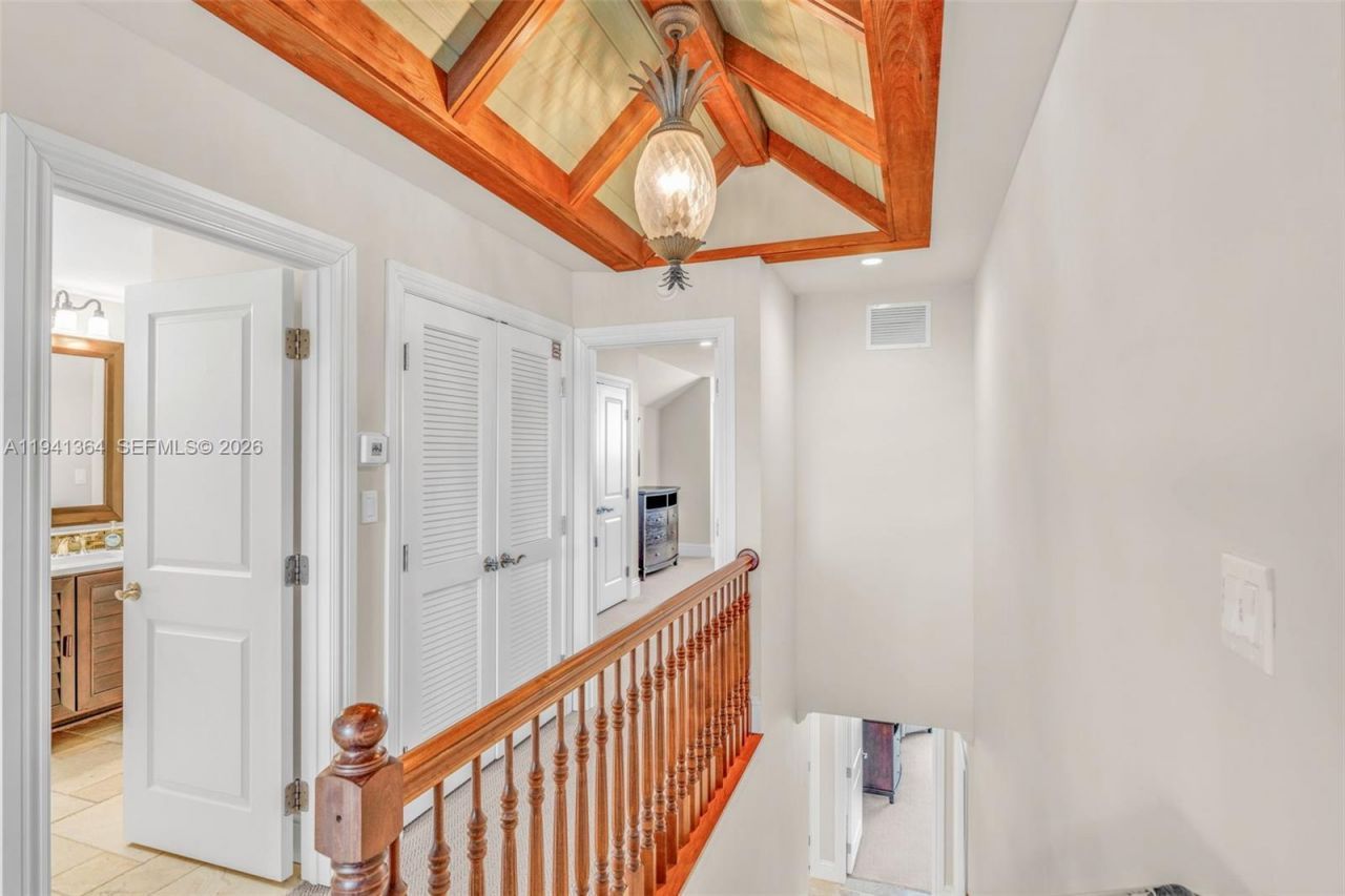 2394 Coco Plum, Marathon, FL 33050 Photo