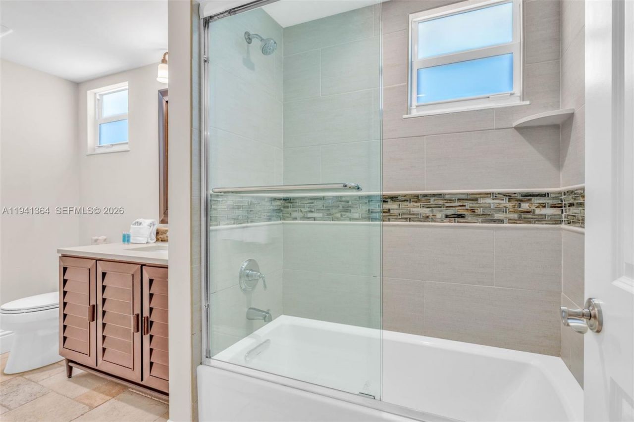 2394 Coco Plum, Marathon, FL 33050 Photo