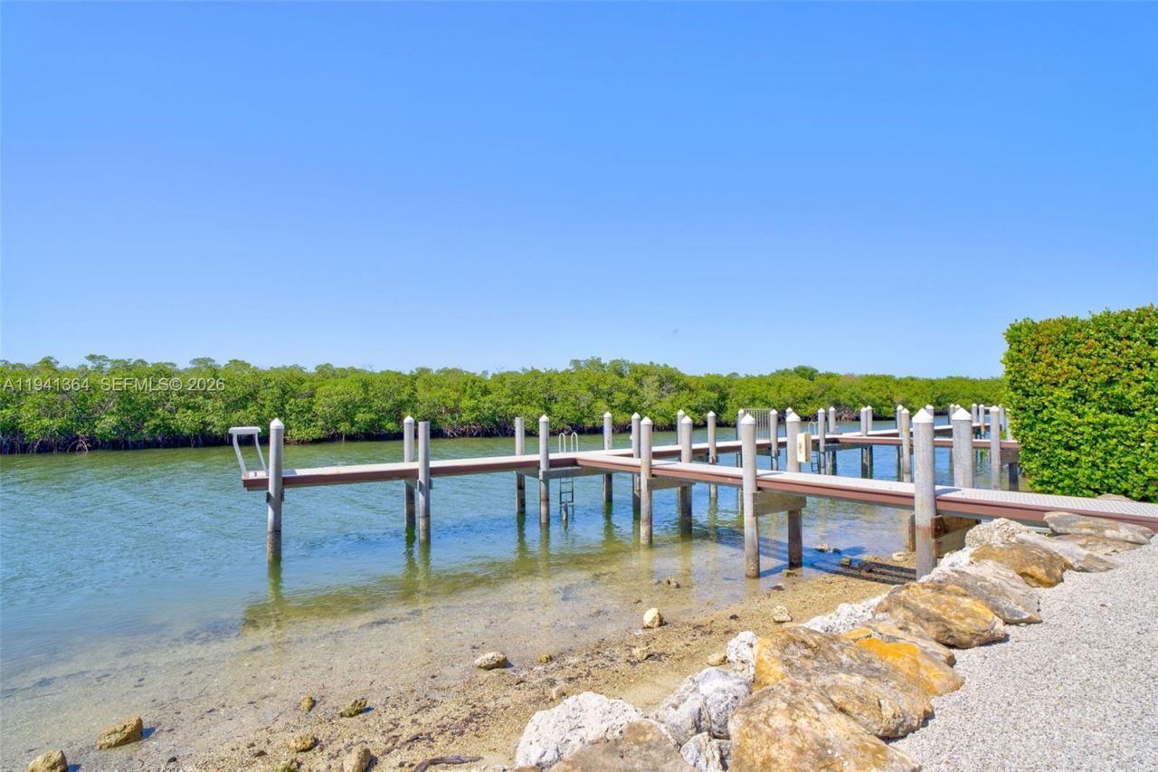 2394 Coco Plum, Marathon, FL 33050 Photo