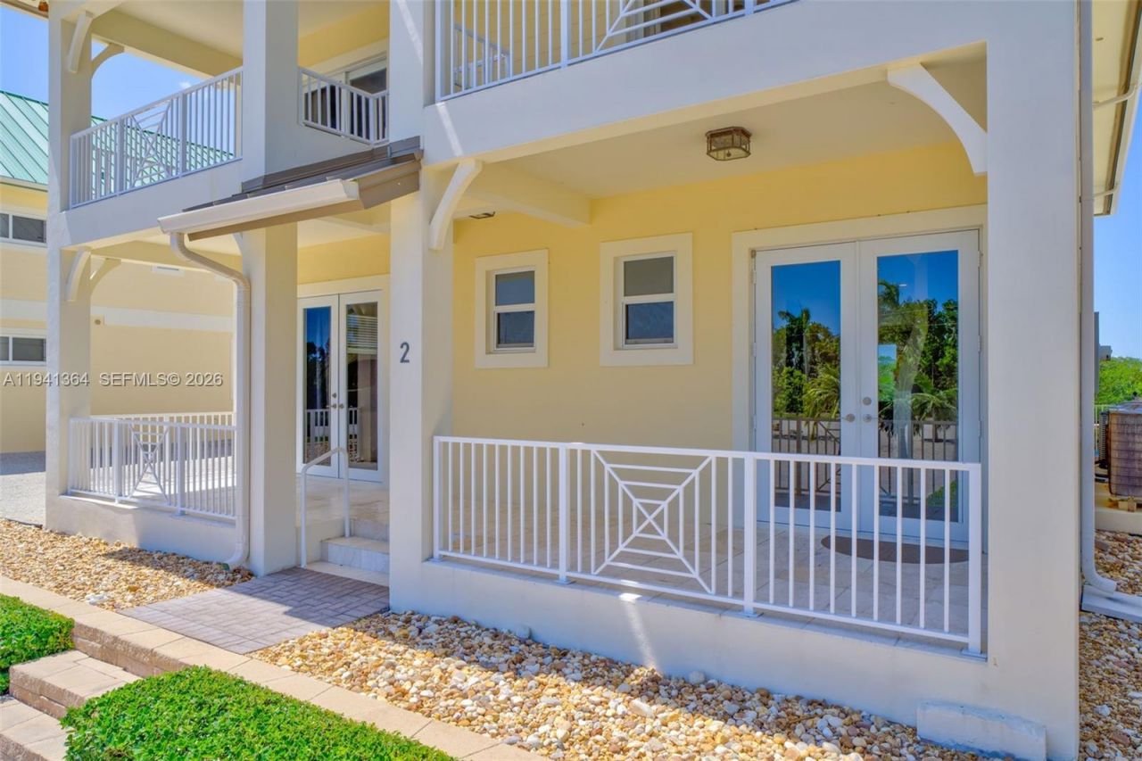 2394 Coco Plum, Marathon, FL 33050 Photo