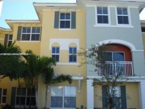 11102 NW 83rd St, Unit 207, Doral, FL 33178