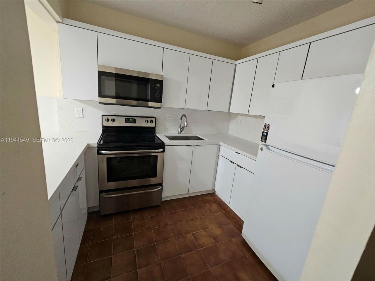 8990 SW 24th St, Unit 228, Miami, FL 33165 Photo