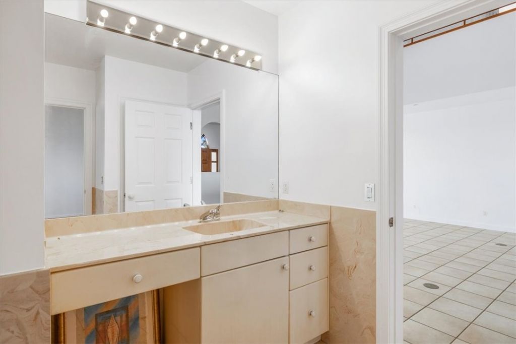 2 Seahorse Lane, Vero Beach, FL 32960 Photo