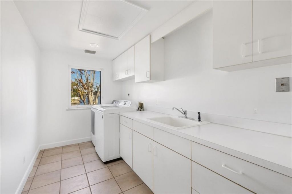 2 Seahorse Lane, Vero Beach, FL 32960 Photo