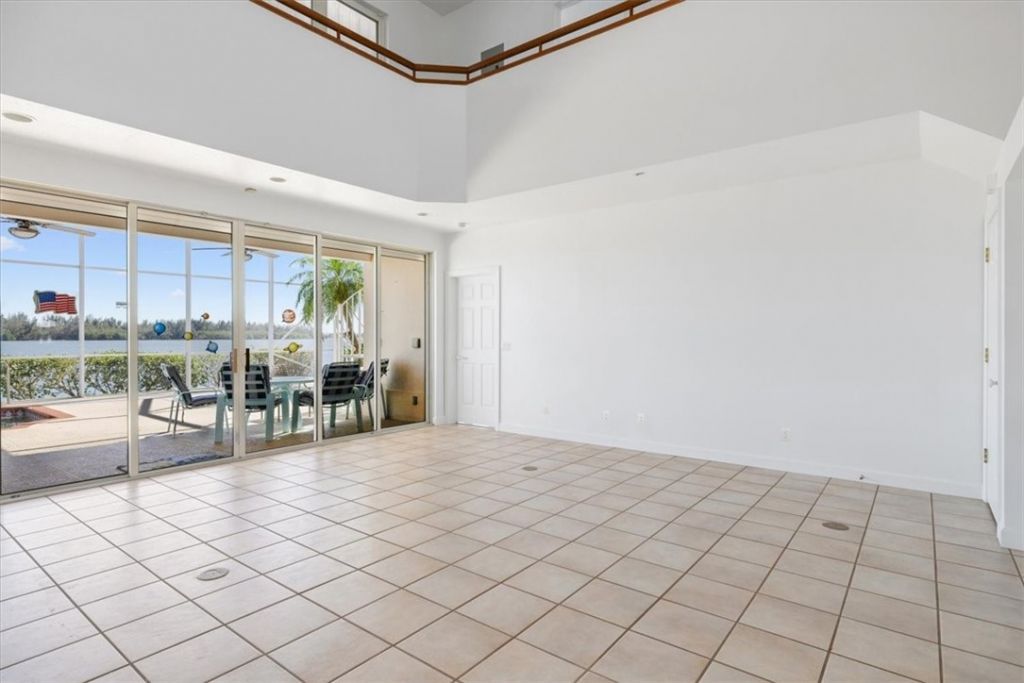 2 Seahorse Lane, Vero Beach, FL 32960 Photo