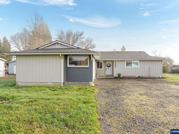 257 N 6th St, Jefferson, OR 97352