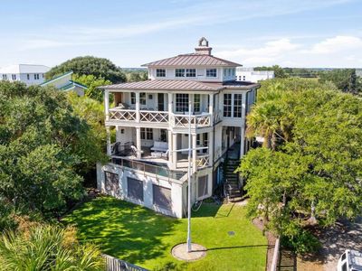 3 7th Avenue, Isle of Palms, SC 29451