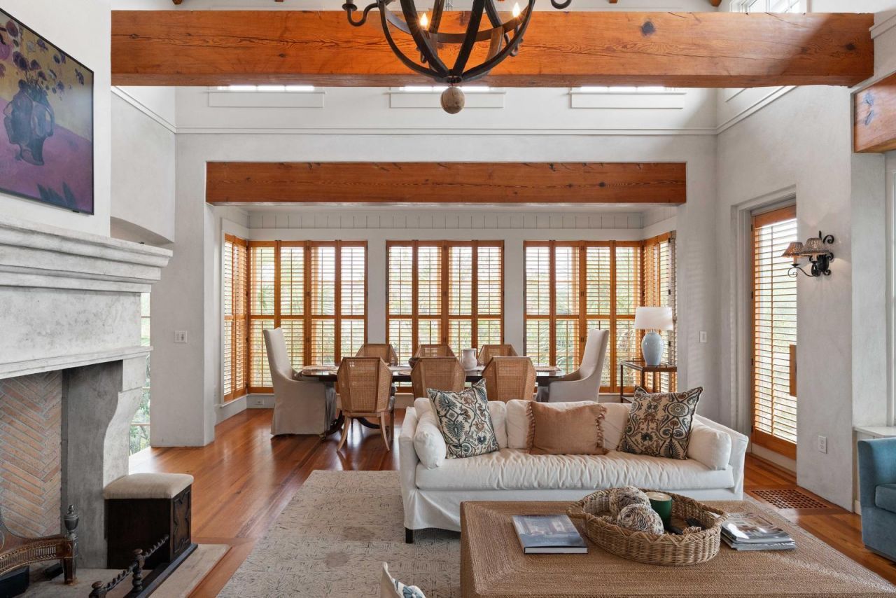 3 7th Avenue Photo 11