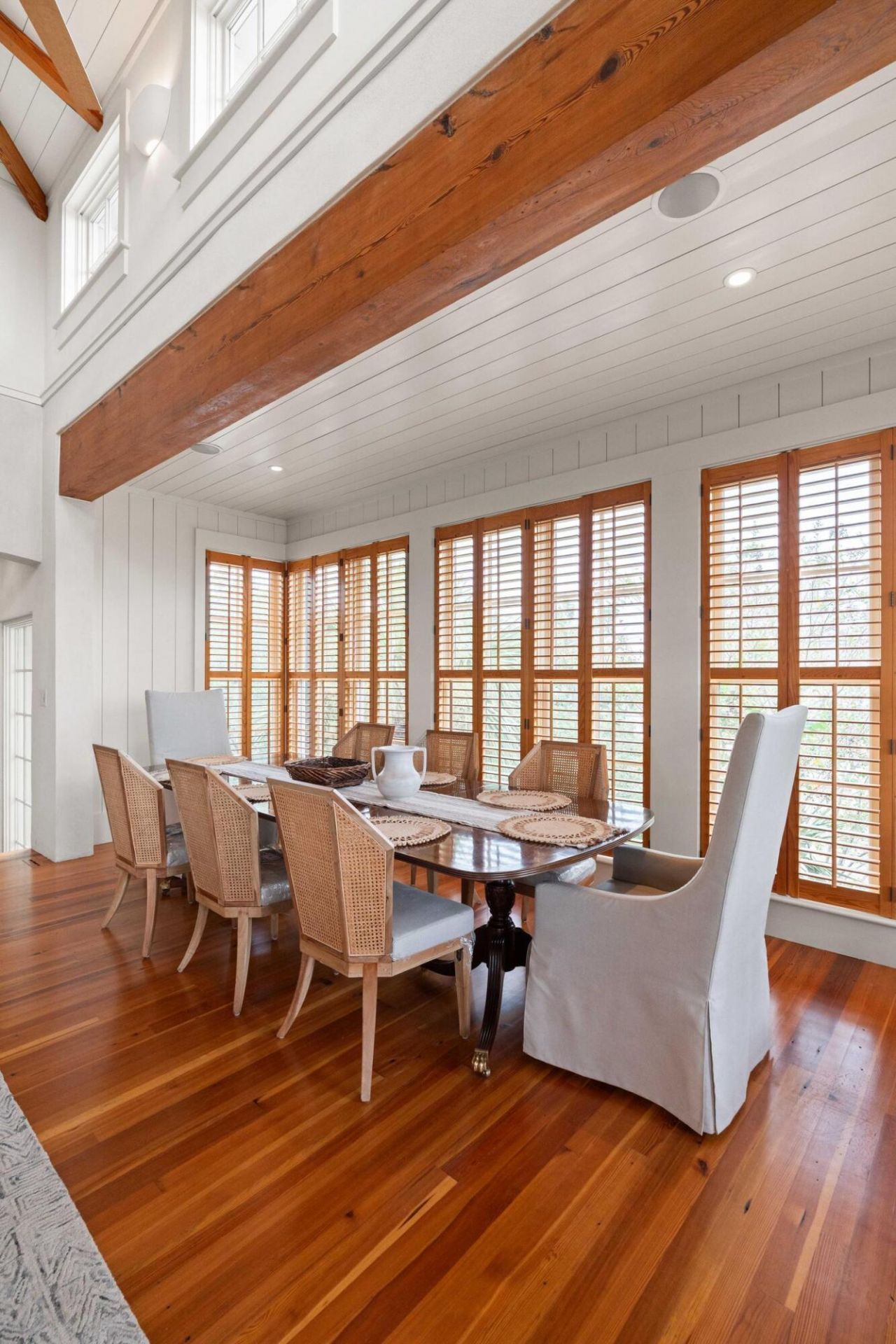 3 7th Avenue Photo 20