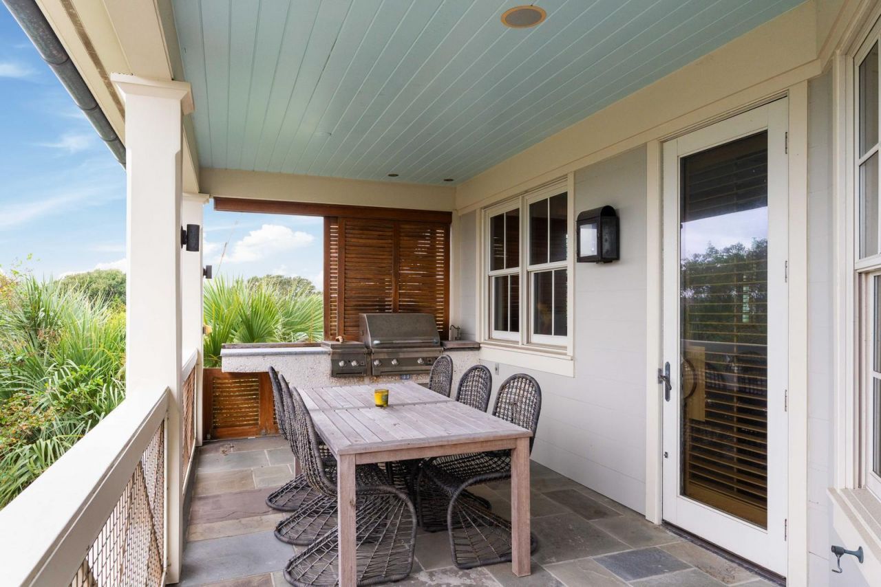 3 7th Avenue Photo 22