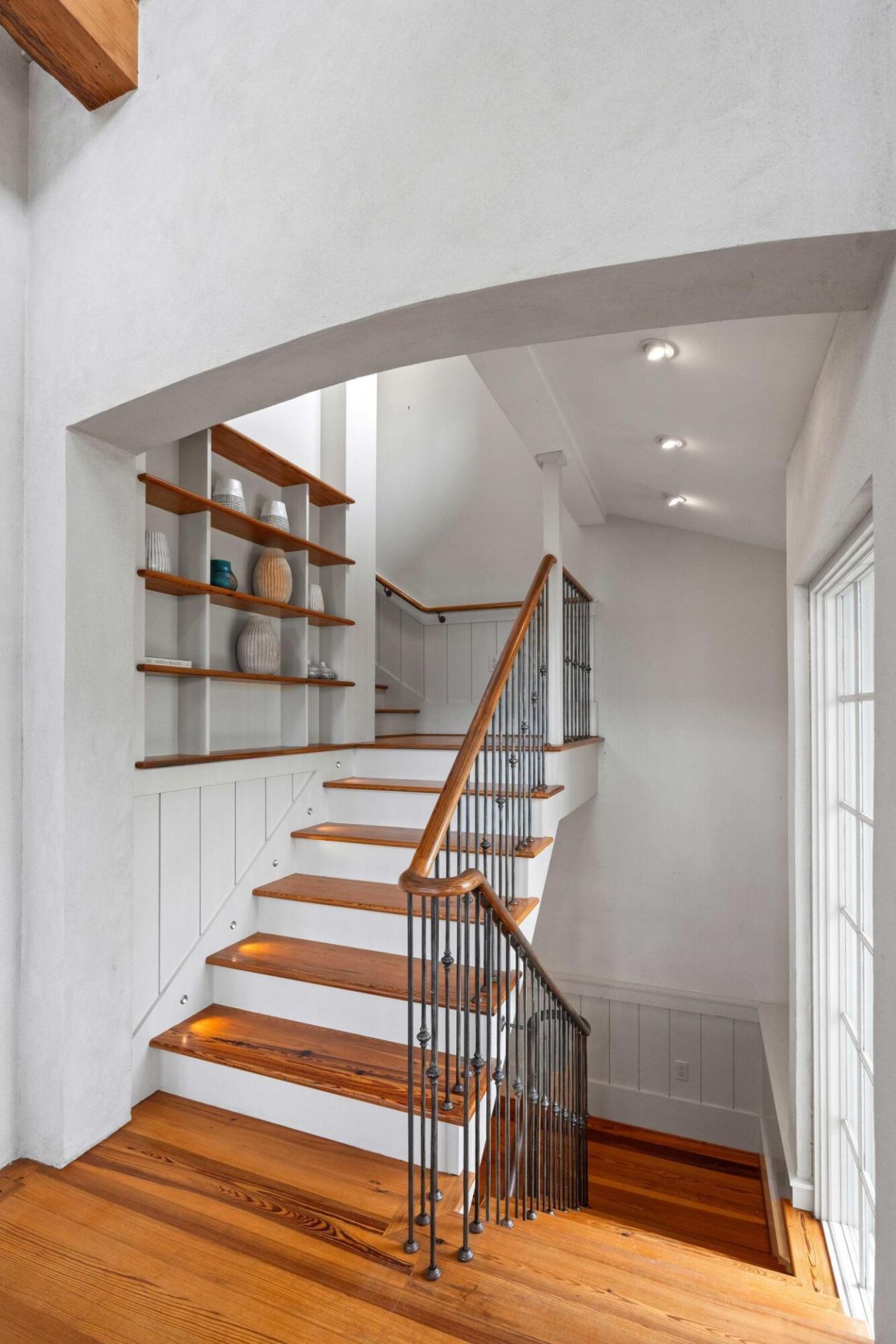 3 7th Avenue Photo 37