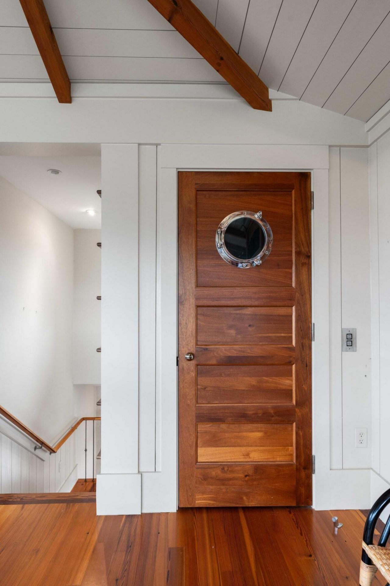 3 7th Avenue Photo 43