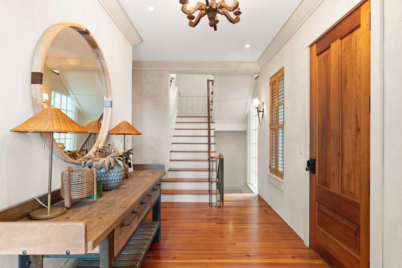 3 7th Avenue Photo 6