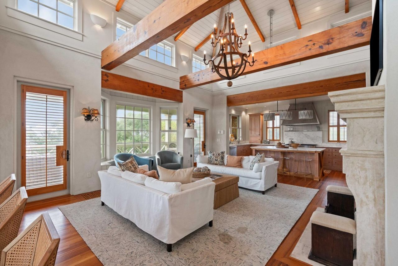 3 7th Avenue Photo 7