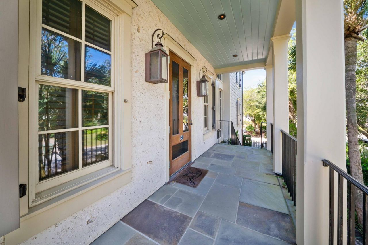 3 7th Avenue Photo 77